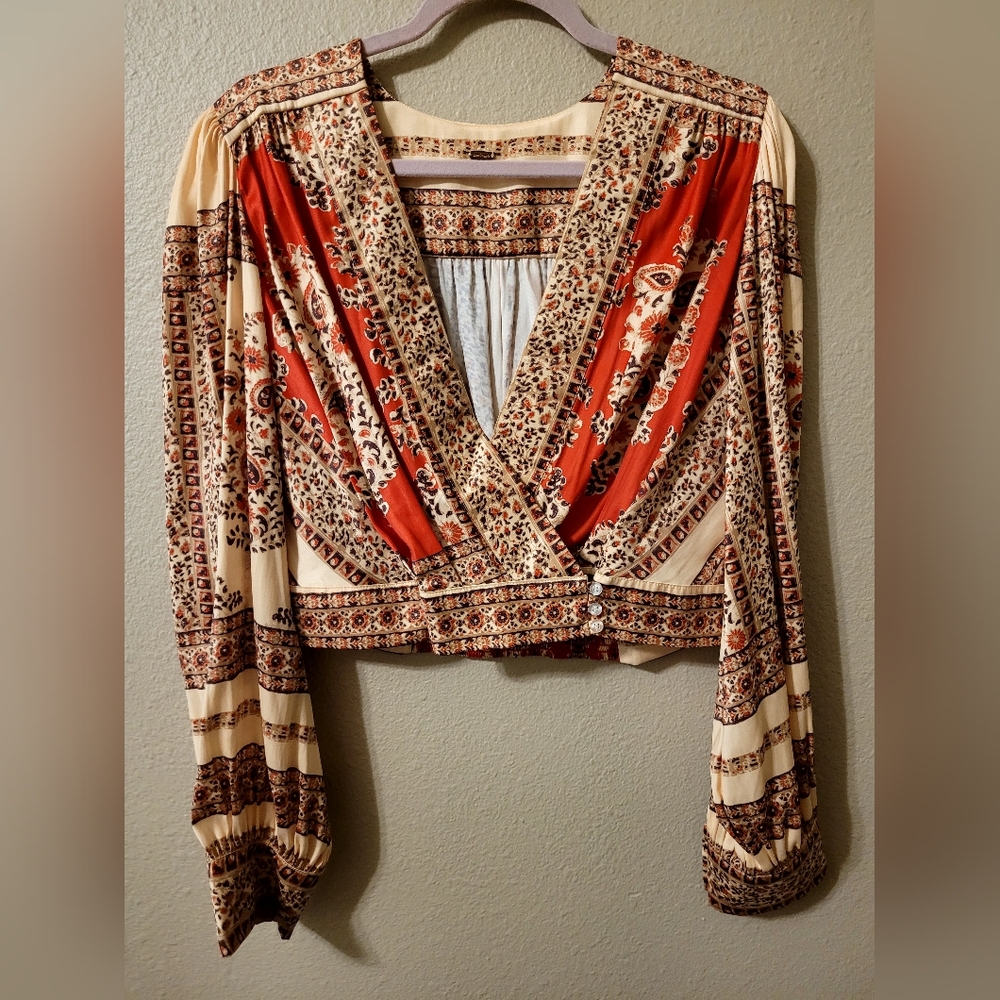 Free People bohemian style blouse. NWOT